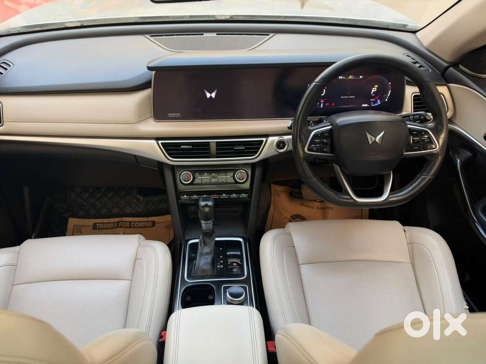 Mahindra Xuv700 2.2 Ax 7 Diesel At Str, 2022, Diesel