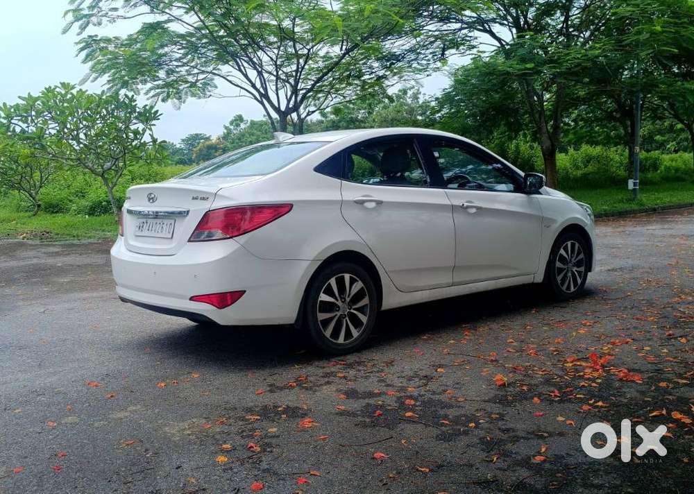 Hyundai Verna 1.6 Vtvt Sx, 2017, Petrol