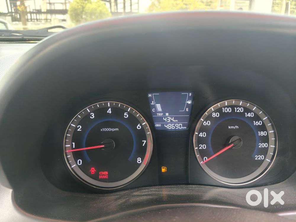 Hyundai Verna 1.4 Vtvt E, 2016