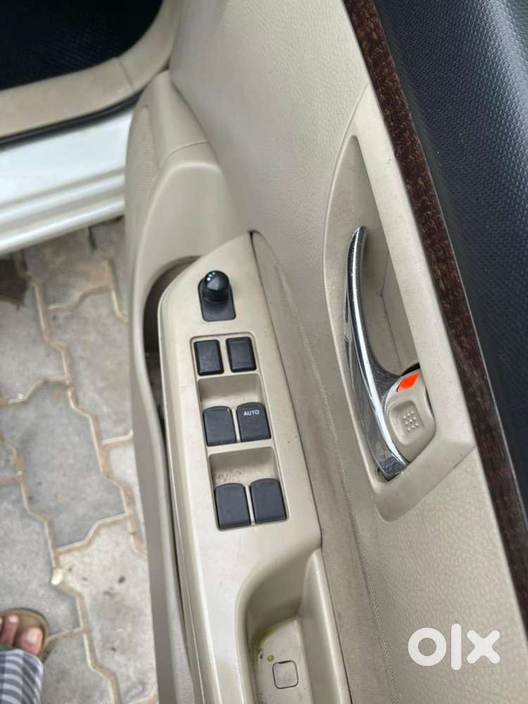 Maruti Suzuki Swift Dzire Vdi (2012 Diesel) – Well Maintained