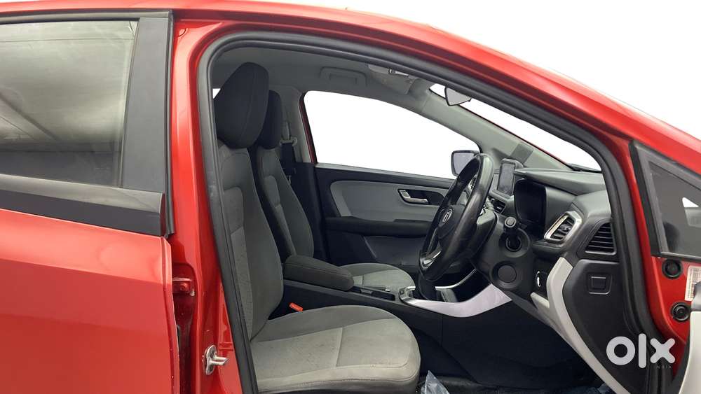 Tata Altroz Xz, 2020, Petrol