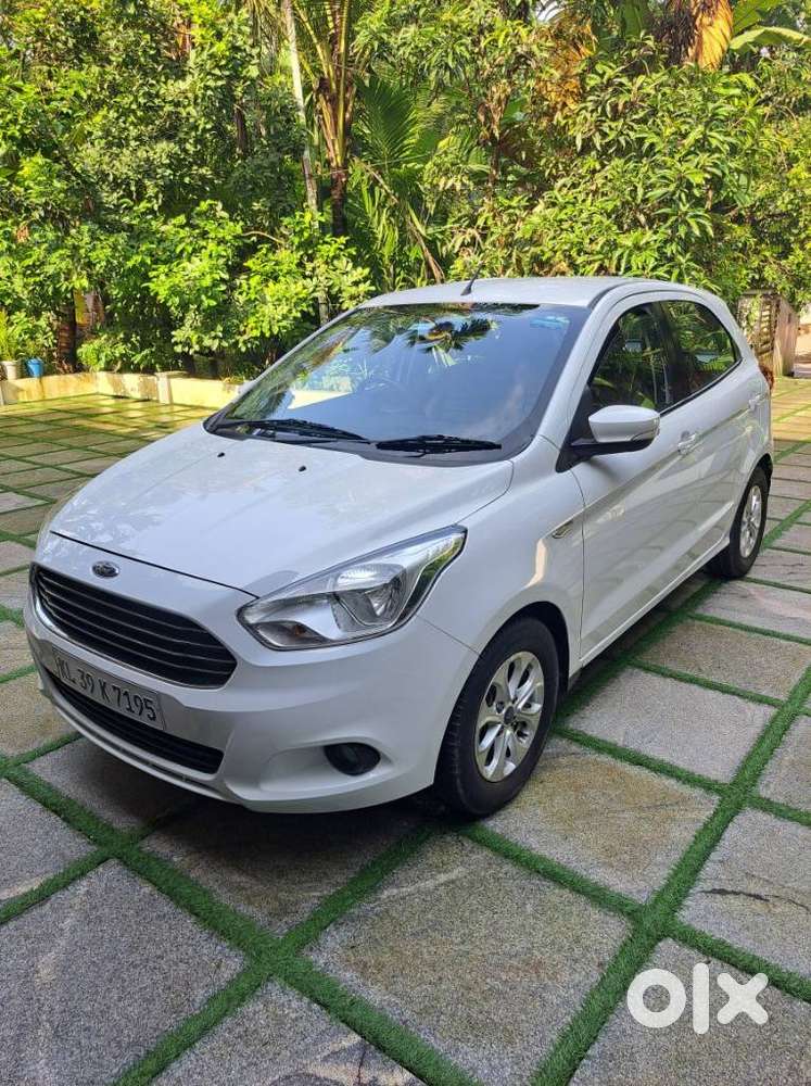 Ford Figo Petrol Titanium, 2017, Petrol