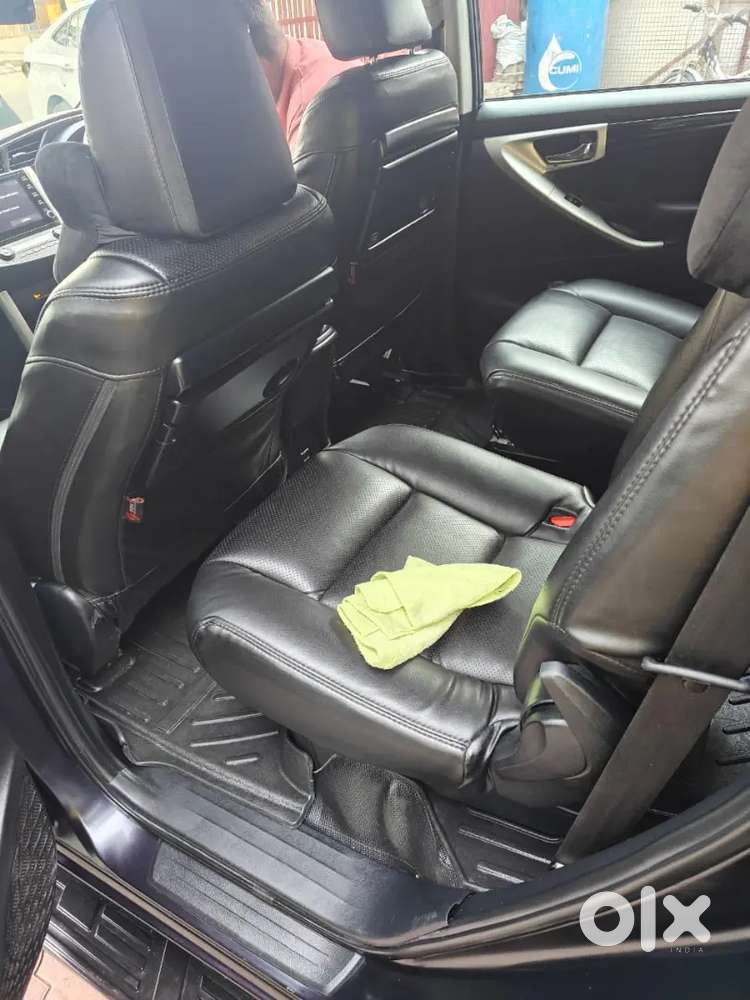 Toyota Innova Crysta Diesel 2021