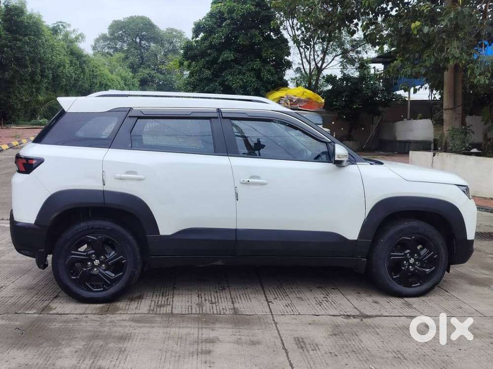 Maruti Suzuki Brezza 1.5 Zxi Smart Hybrid, 2024, Petrol