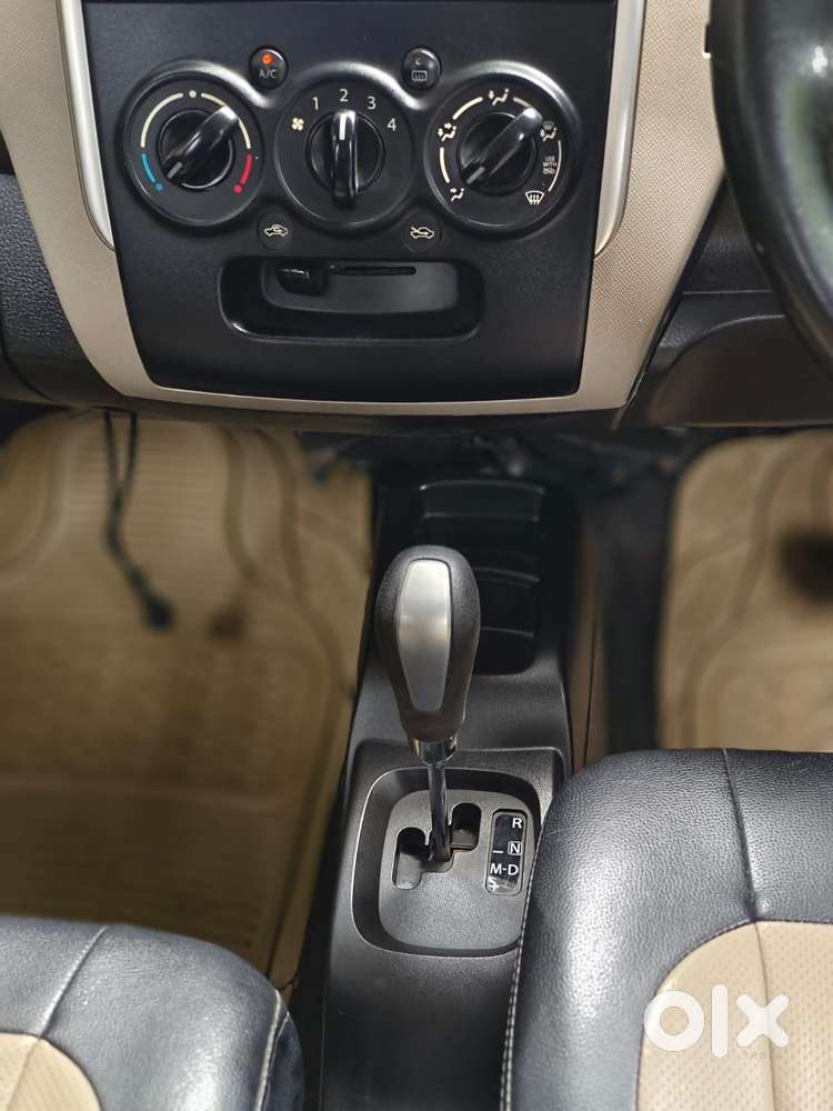 Maruti Suzuki Wagon R Vxi Amt1.2, 2016, Petrol