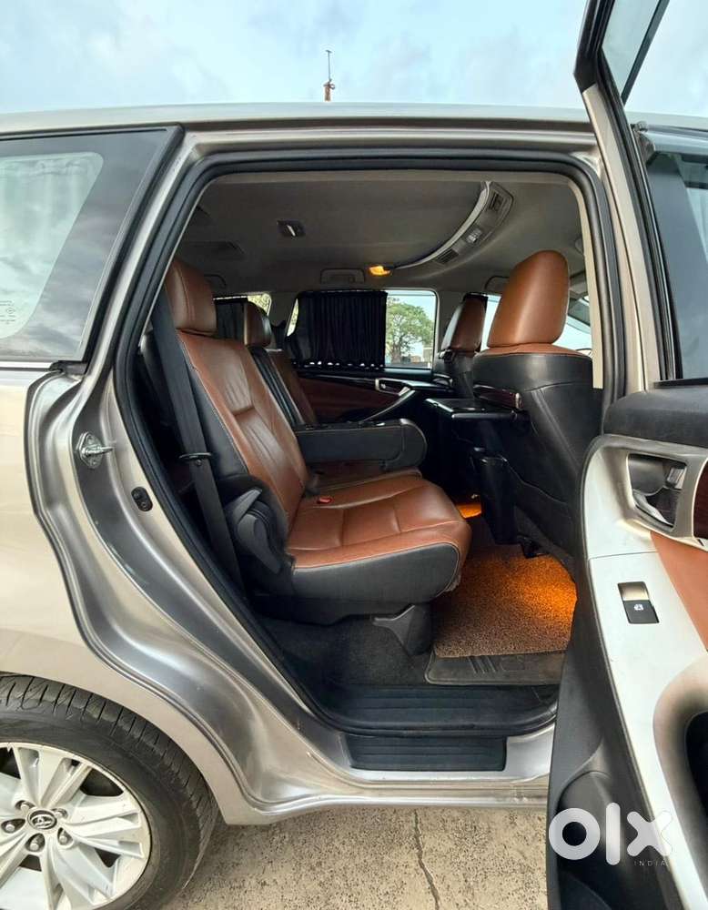 Toyota Innova Crysta 2.8 Zx At, 2016, Diesel