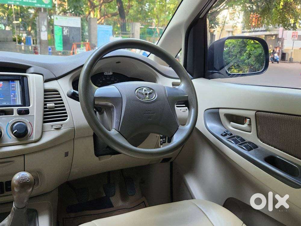 Toyota Innova 2.5 G (diesel) 7 Seater, 2015, Diesel