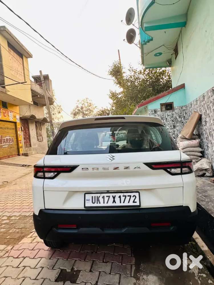 Maruti Brezza 1.5 Vxi 2024