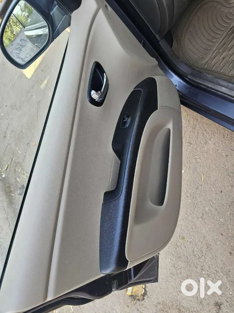 Hyundai I10 Sportz 2015 Petrol Manual