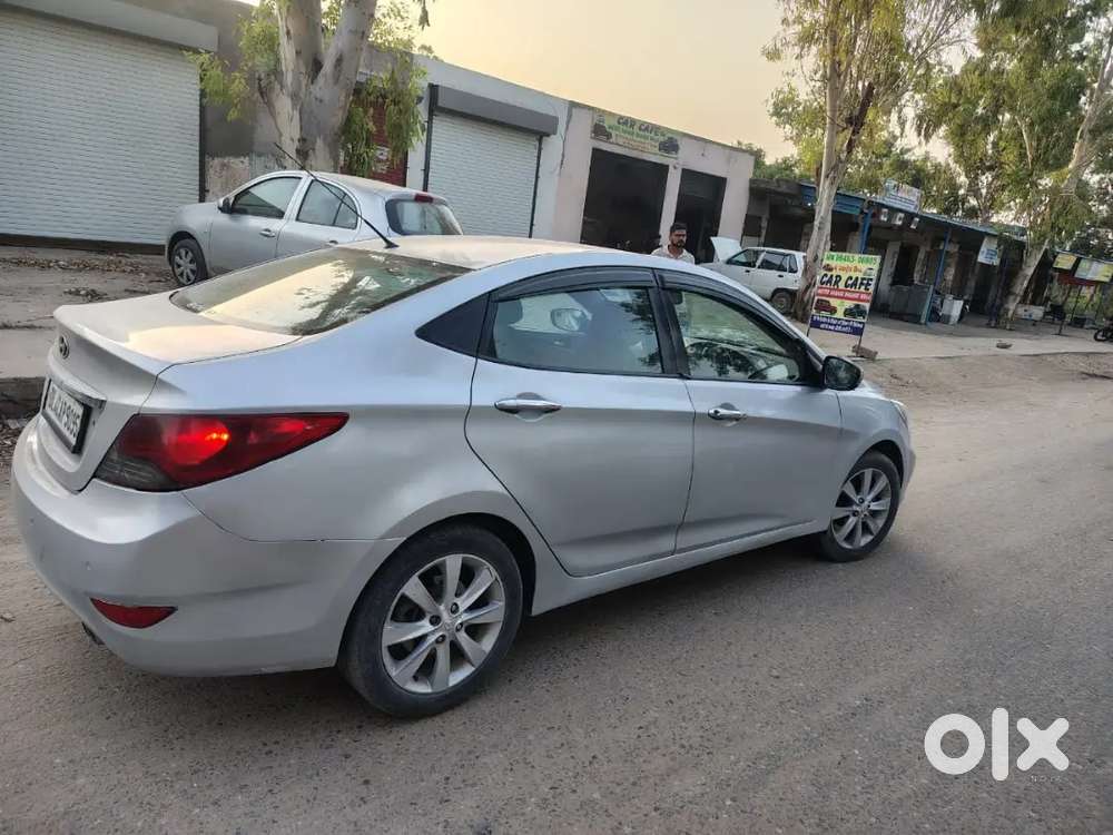 Hyundai Verna 1.6 Vtvt 2011 Model