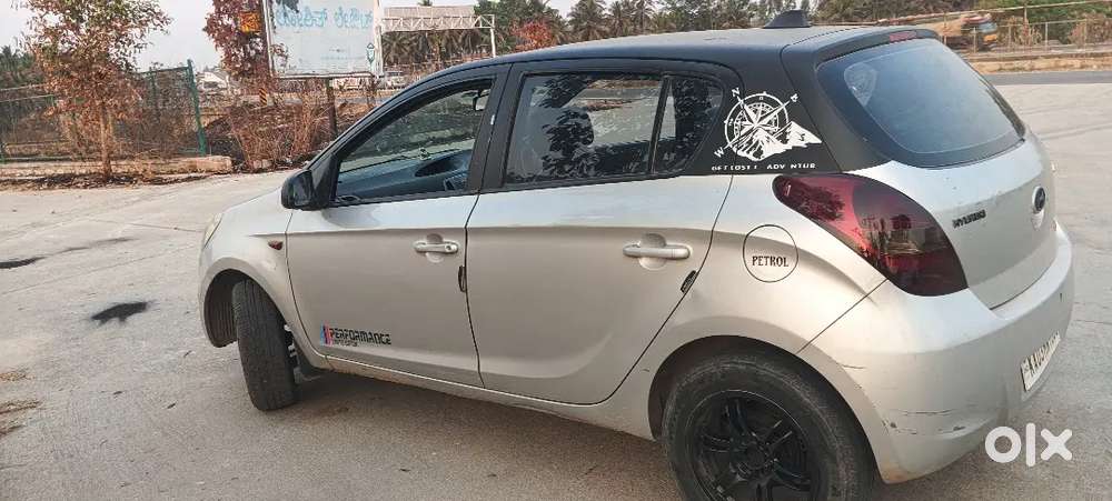 Hyundai I20 Magna 2011 Car