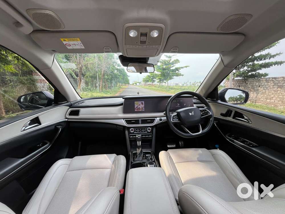 Mahindra Xuv700, 2022, Diesel