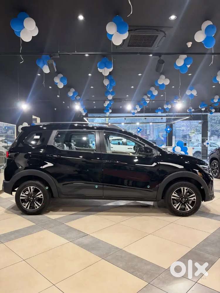 Renault Triber Petrol Demo &year Back Available