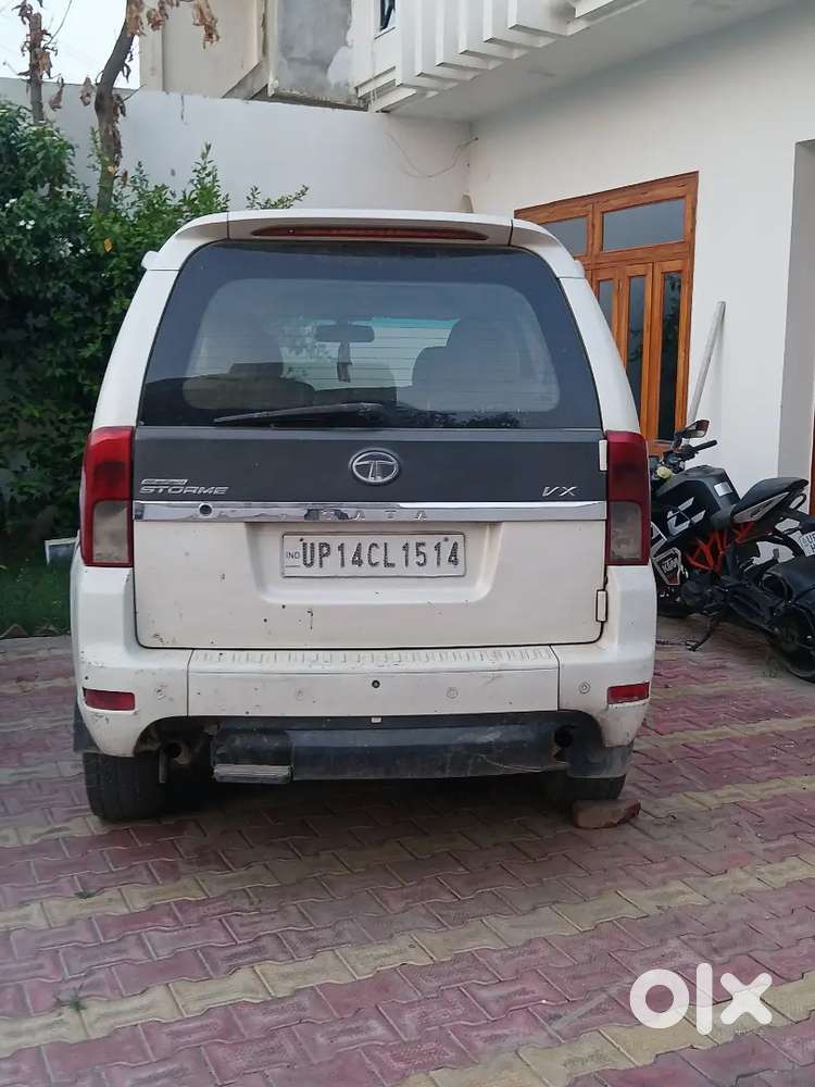 Tata Safari Storme 2015 Diesel Vx 2nd Owner