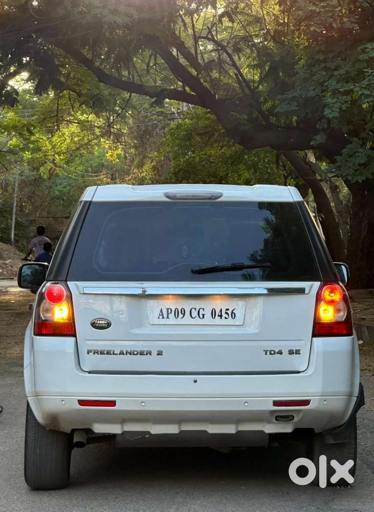 Land Rover Freelander 2 2011 Diesel 88000 Km Driven