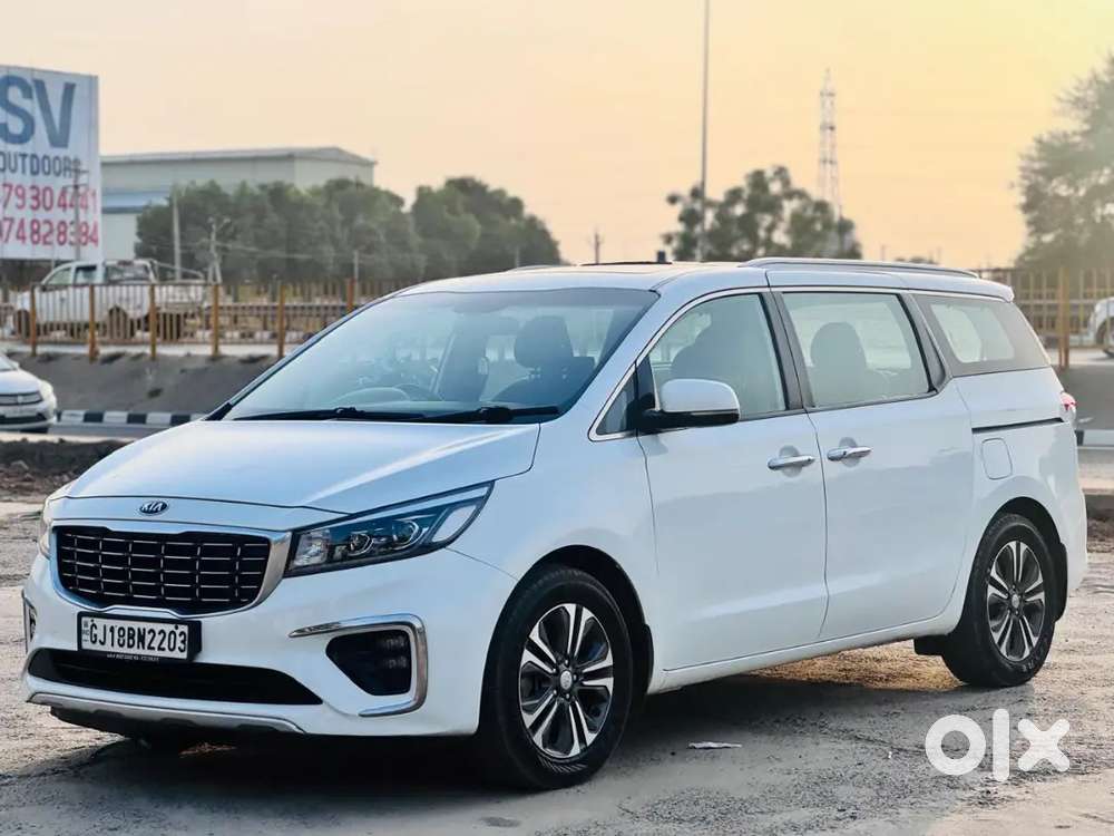 2021 Kia Carnival Limousine Plus