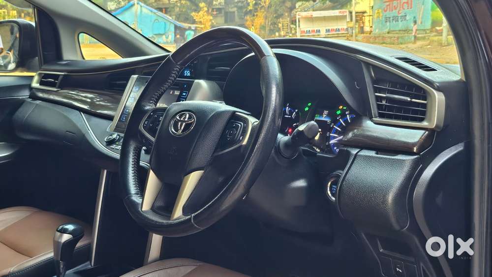 Toyota Innova Crysta 2.8z Automatic, 2018, Diesel