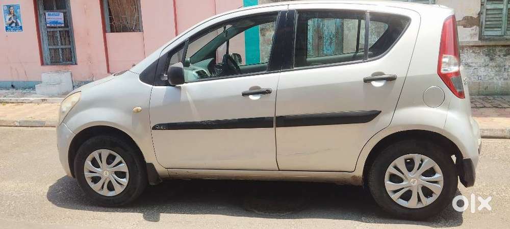 Maruti Suzuki Ritz Vxi, 2011, Petrol