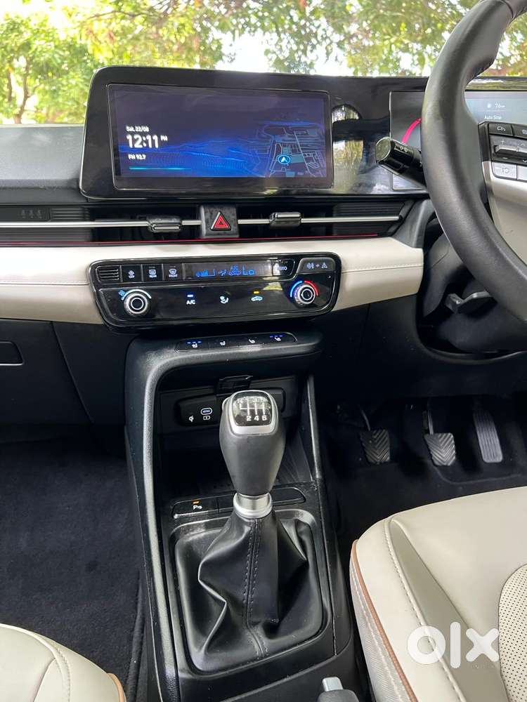Hyundai Verna 1.5 Sx (o) Petrol Mt, 2023, Petrol