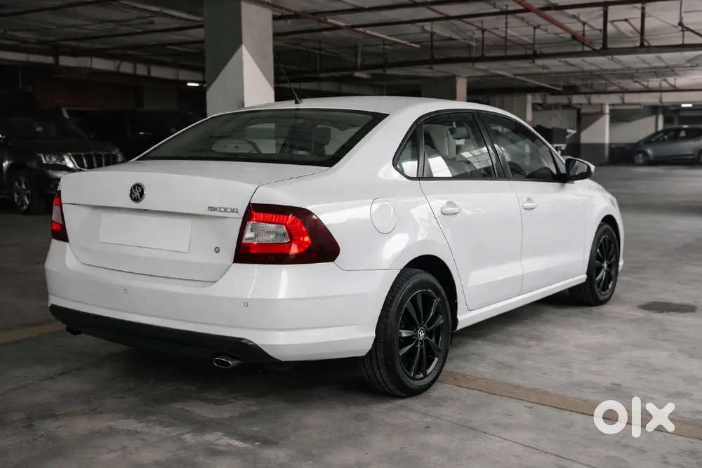 Skoda Rapid 1 Tsi At