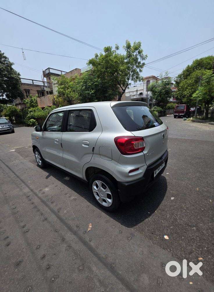Maruti Suzuki S-presso Vxi Plus, 2022, Petrol