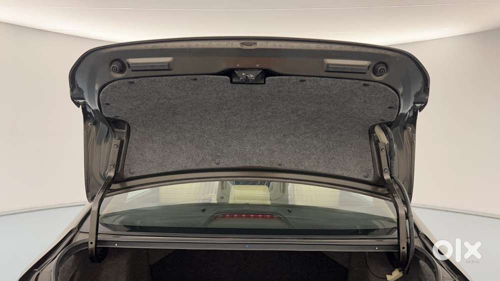 Honda City 1.5 Zx I-vtec Mt, 2023, Petrol