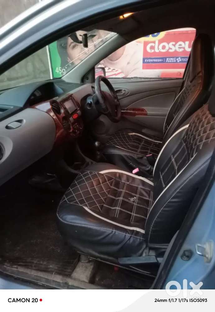 Toyota Etios Cross 2011, 70000 Km Driven
