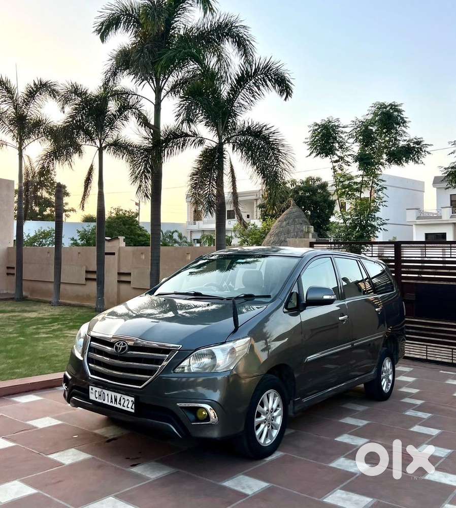 Toyota Innova 2012 Diesel Well Maintained