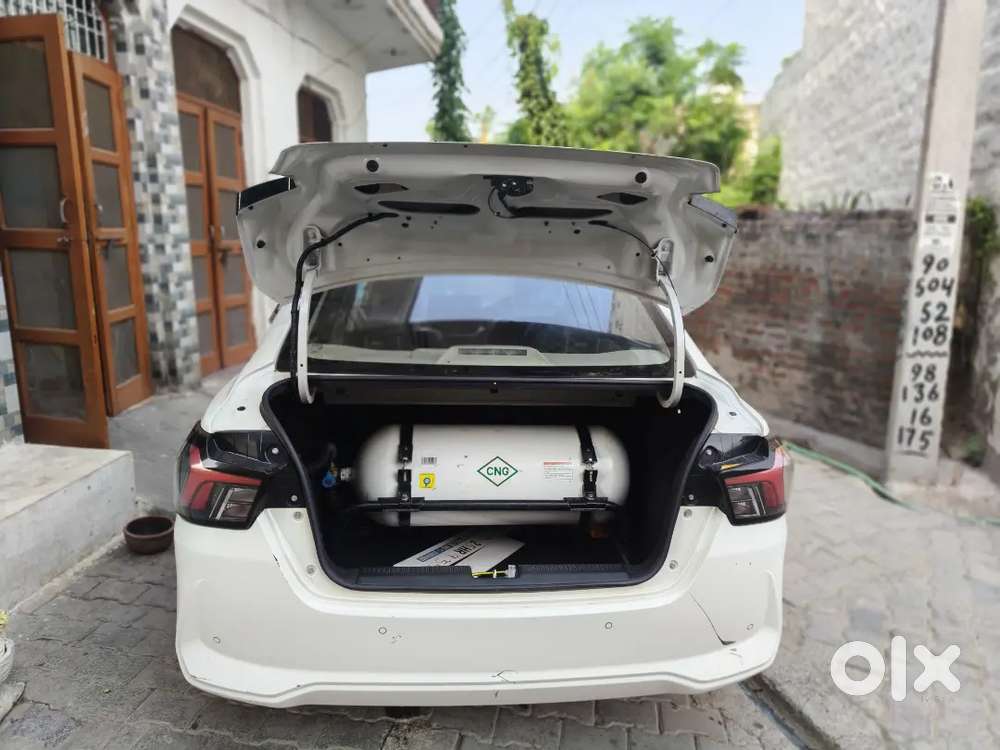 Maruti Suzuki Dzire Vxi 2025
