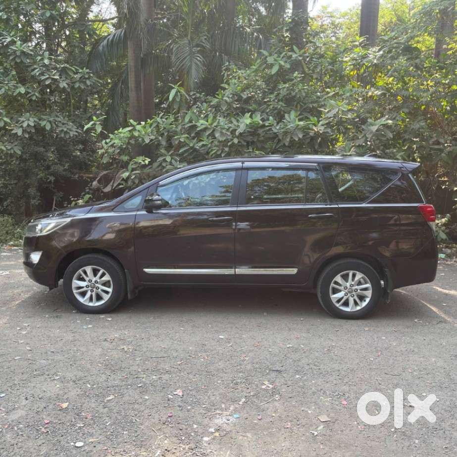 Toyota Innova Crysta 2.8 Gx At, 2017, Diesel