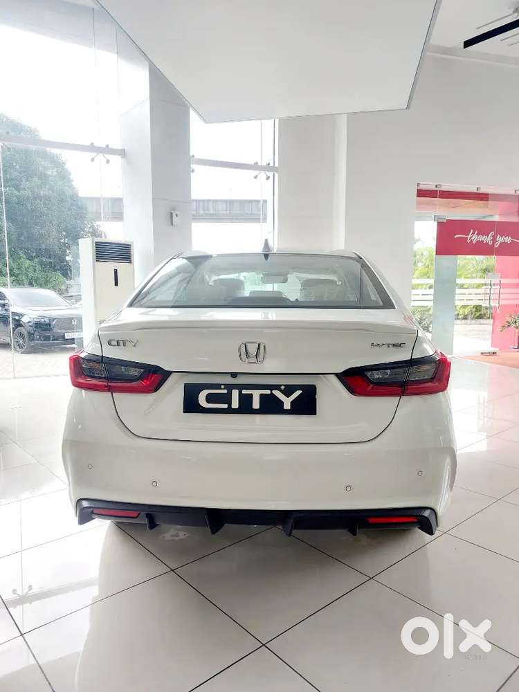 Honda City Zx 2025 Petrol 0 Km Driven