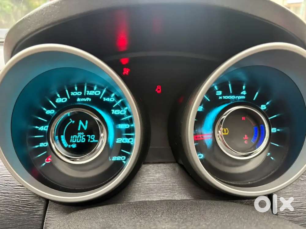 Mahindra Xuv500 2.2 W10 2015
