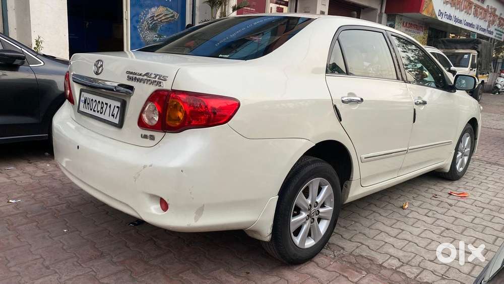 Toyota Corolla Altis 2010-2013 G, 2011, Petrol