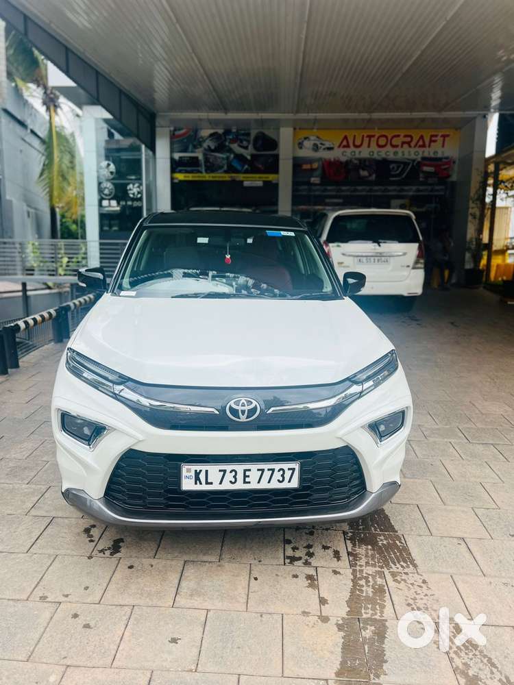 Toyota Urban Cruiser 2024 Drives Smoothly