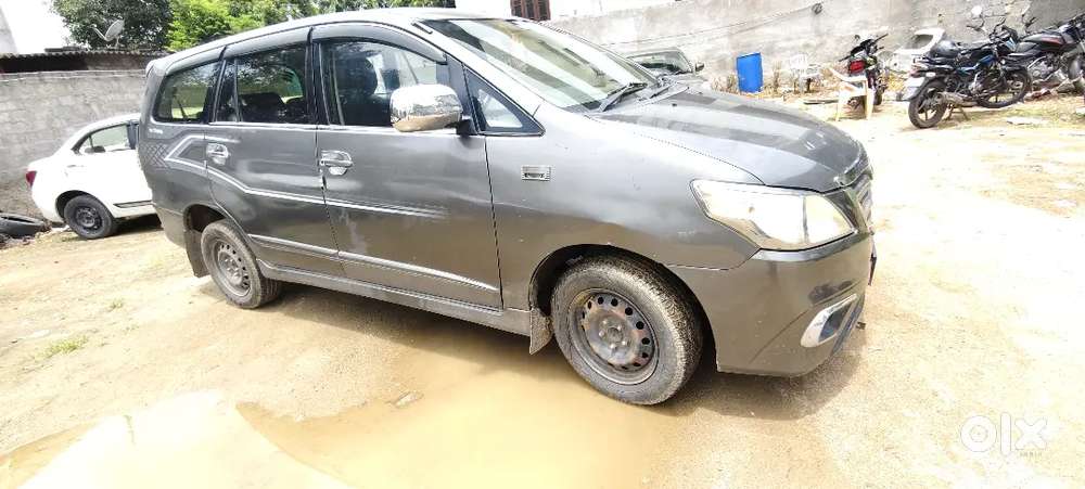 Toyota Innova Diesel 2013 Manual 7 Str