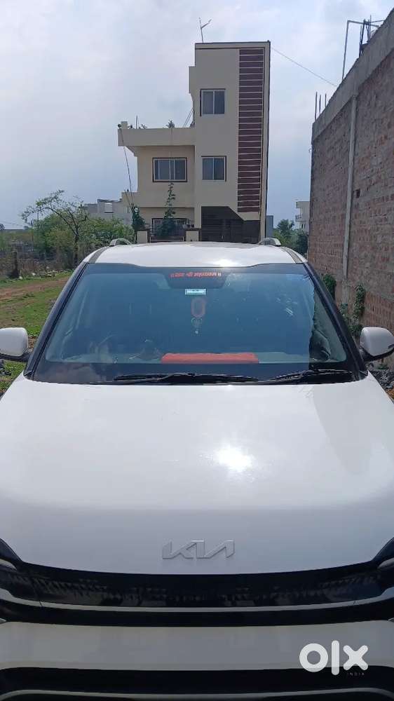 Kia Carens Petrol Manual 2024
