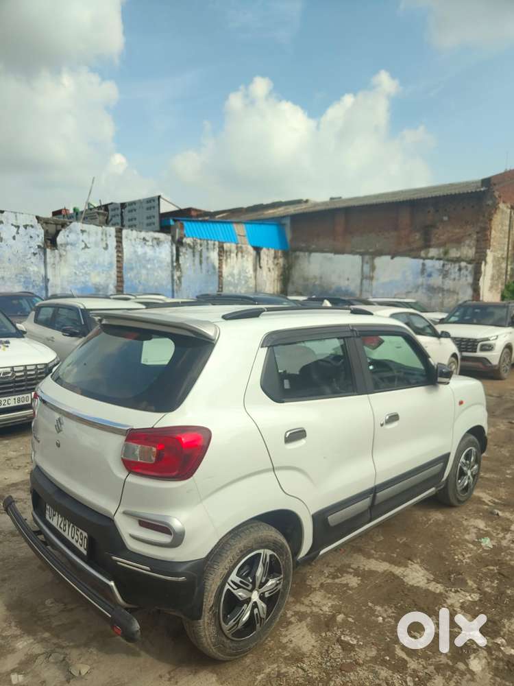 Maruti Suzuki S-presso Vxi, 2024, Petrol