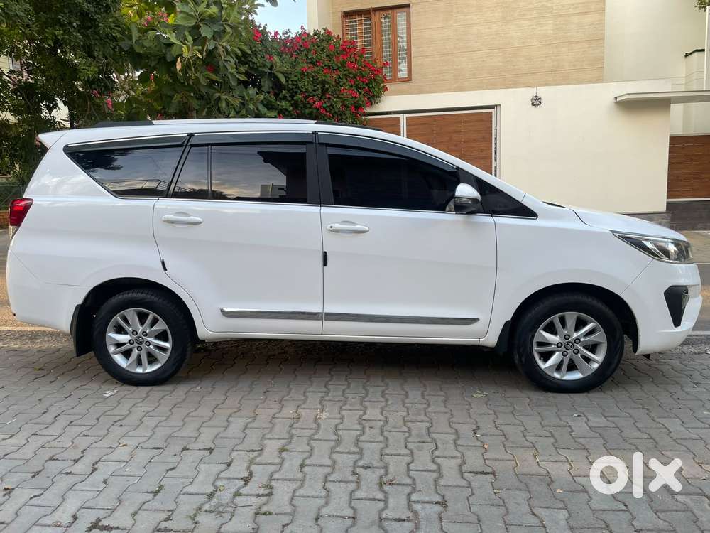 Toyota Innova Crysta 2.4 Gx Mt, 2018, Diesel