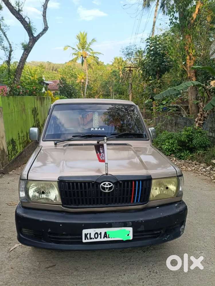 Toyota Qualis Gs 2004