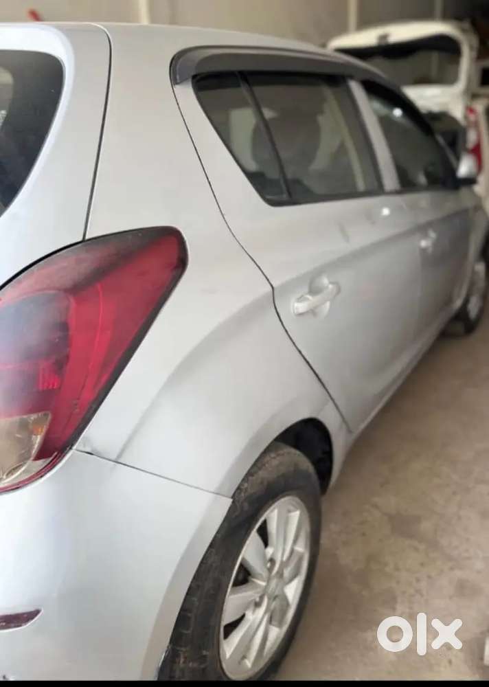 Hyundai I20 2014 पेट्रोल मेनुअल