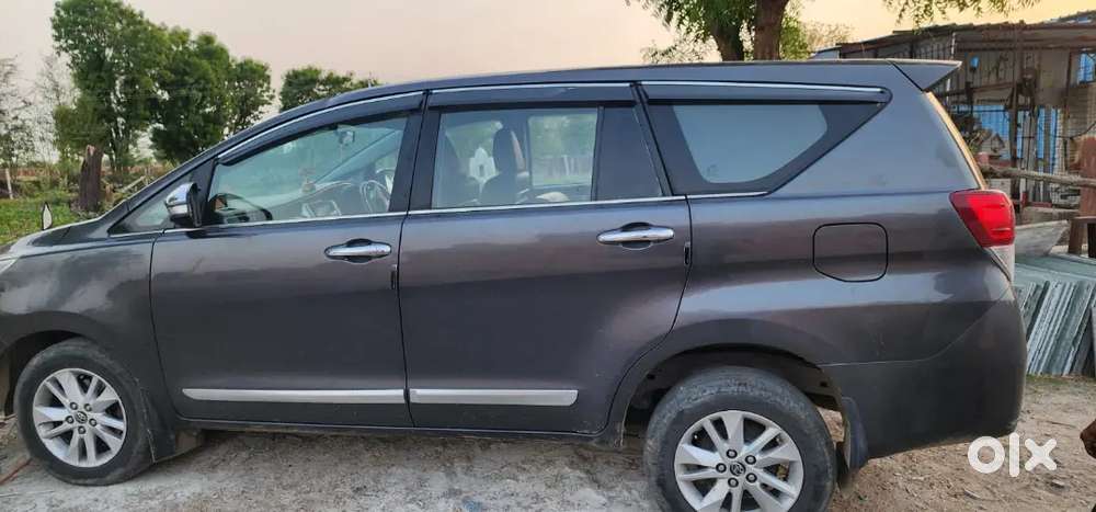 Toyota Innova Crysta 2016 Diesel Manual