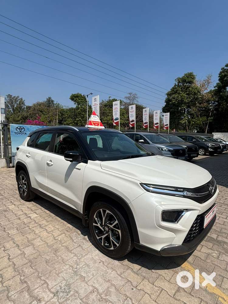 Toyota Urban Cruiser Hyryder 1.5 V Hybrid, 2024