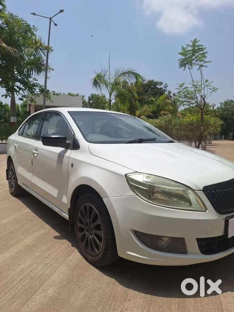 Skoda Rapid 2015 Diesel 75000 Km Driven