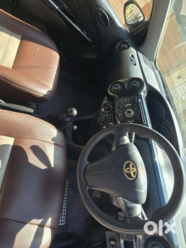 Toyota Etios Cross 2015