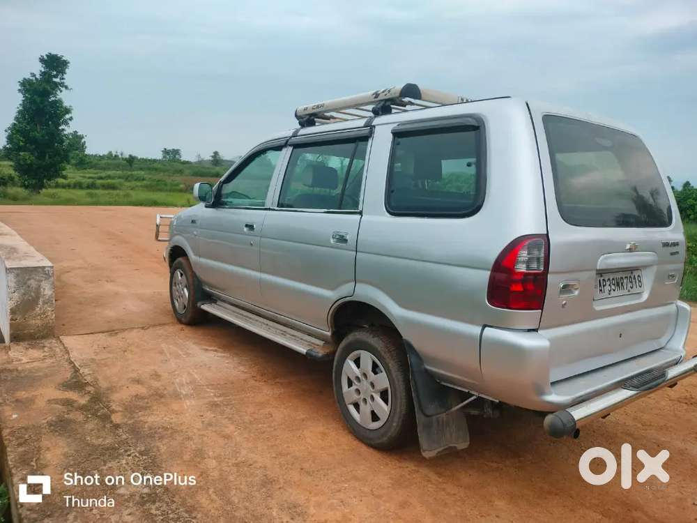 Chevrolet Tavera 2016 Diesel 130000 Km Driven