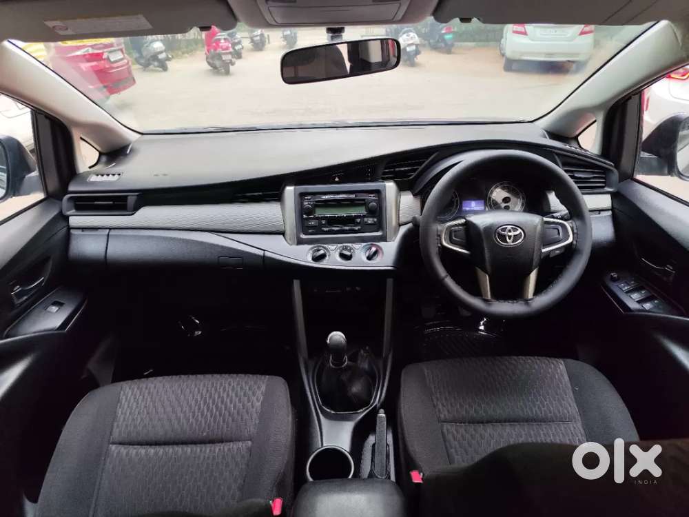 Toyota Innova Crysta 2.4 G Mt 7 Str, 2017, Diesel