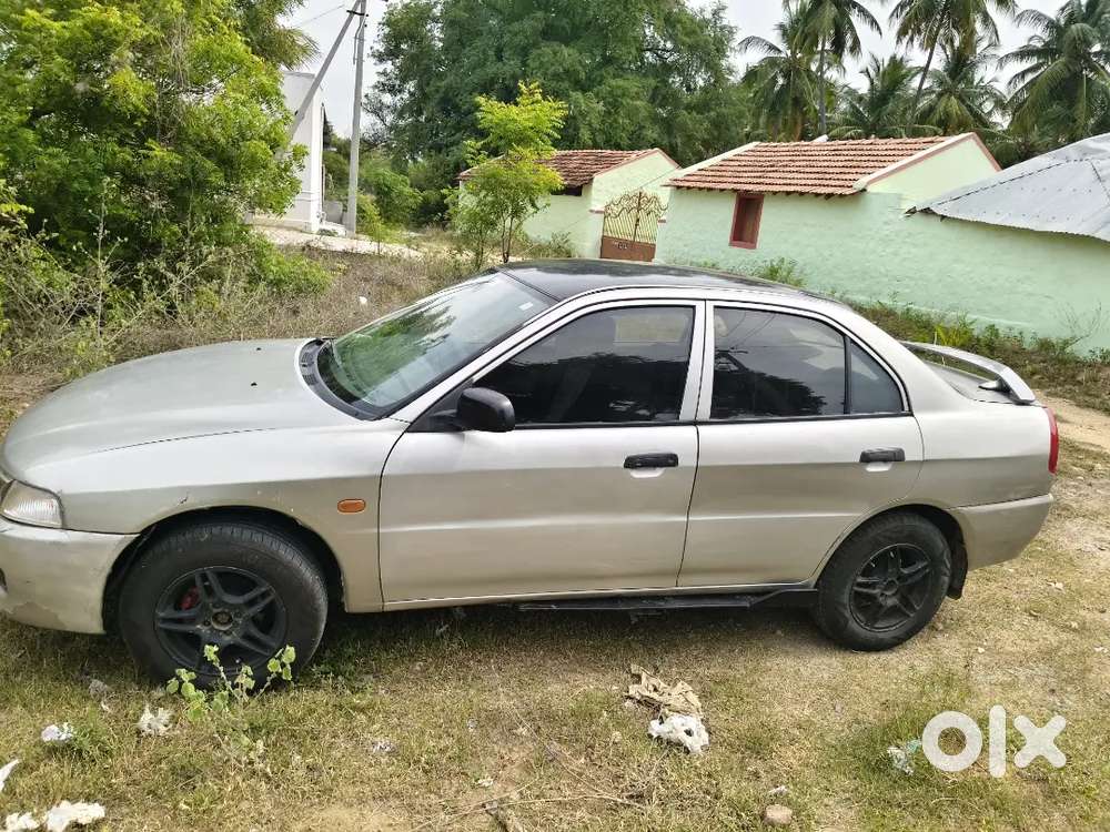Mitsubishi Lancer 1.5 Lx 2002