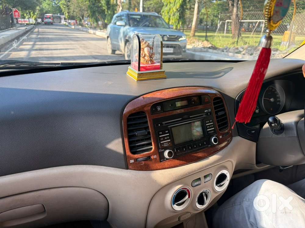Hyundai Verna Petrol 2011