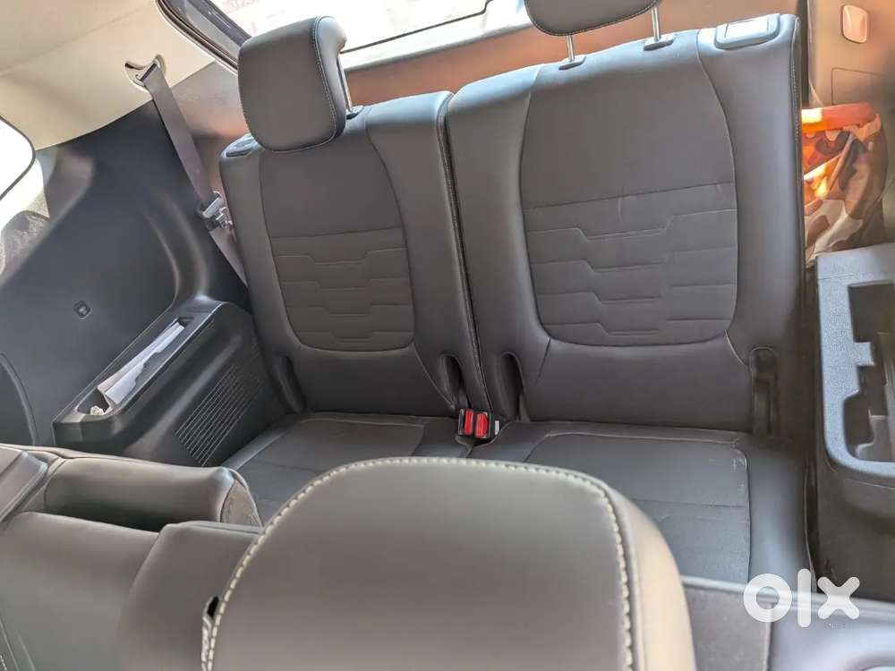 Kia Carens Clavis 2025 Petrol 11000 Km Driven