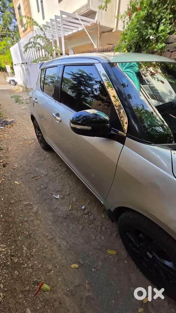 Maruti Suzuki Swift 2013 Diesel 183000 Km Driven Vip No